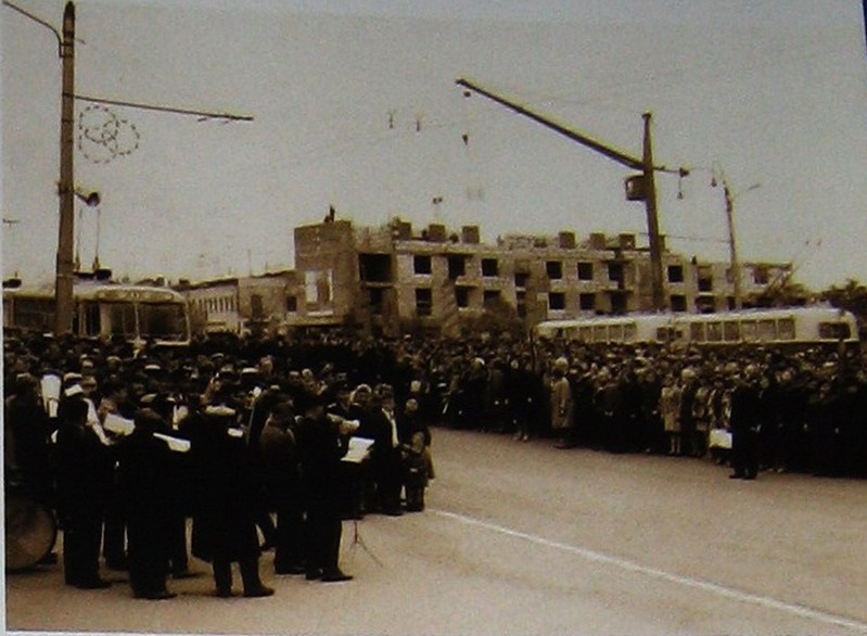  Пуск первого троллейбуса